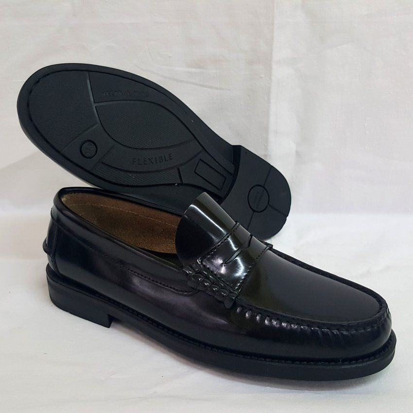 Mocasín negro goma 76